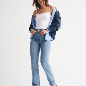 Abercrombie Curve Love Ultra High Rise 90s Straight Jeans